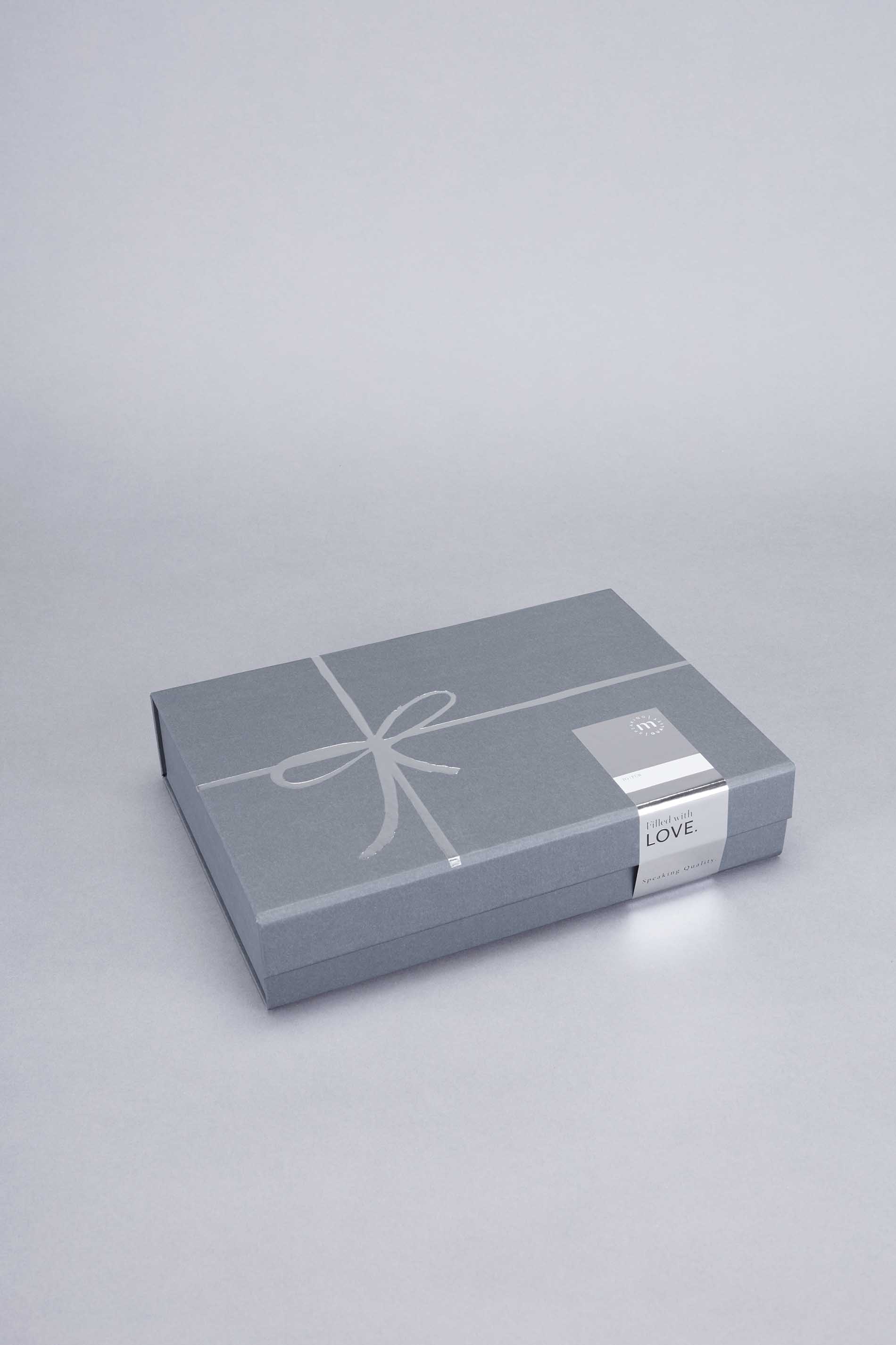 Geschenkverpackung klein Weiss Uni Basic Frontansicht | mey®