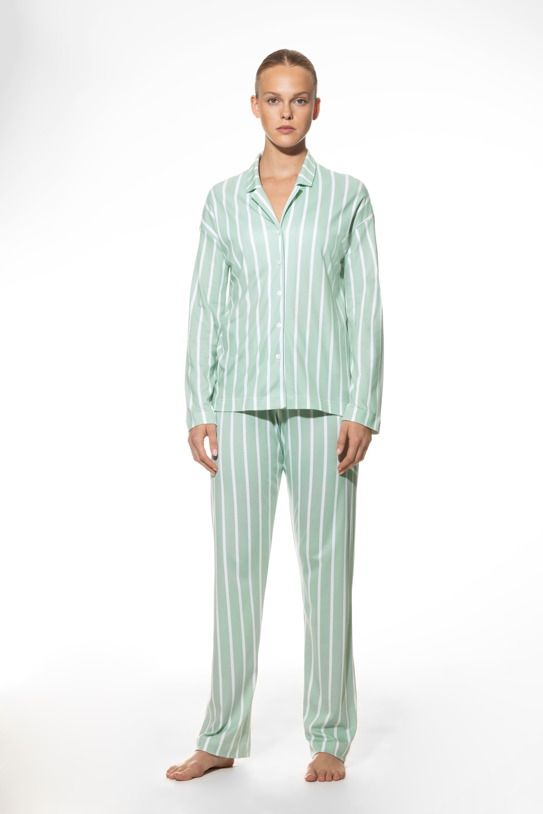 Schlafanzug lang Serie Elva Frontansicht | mey®