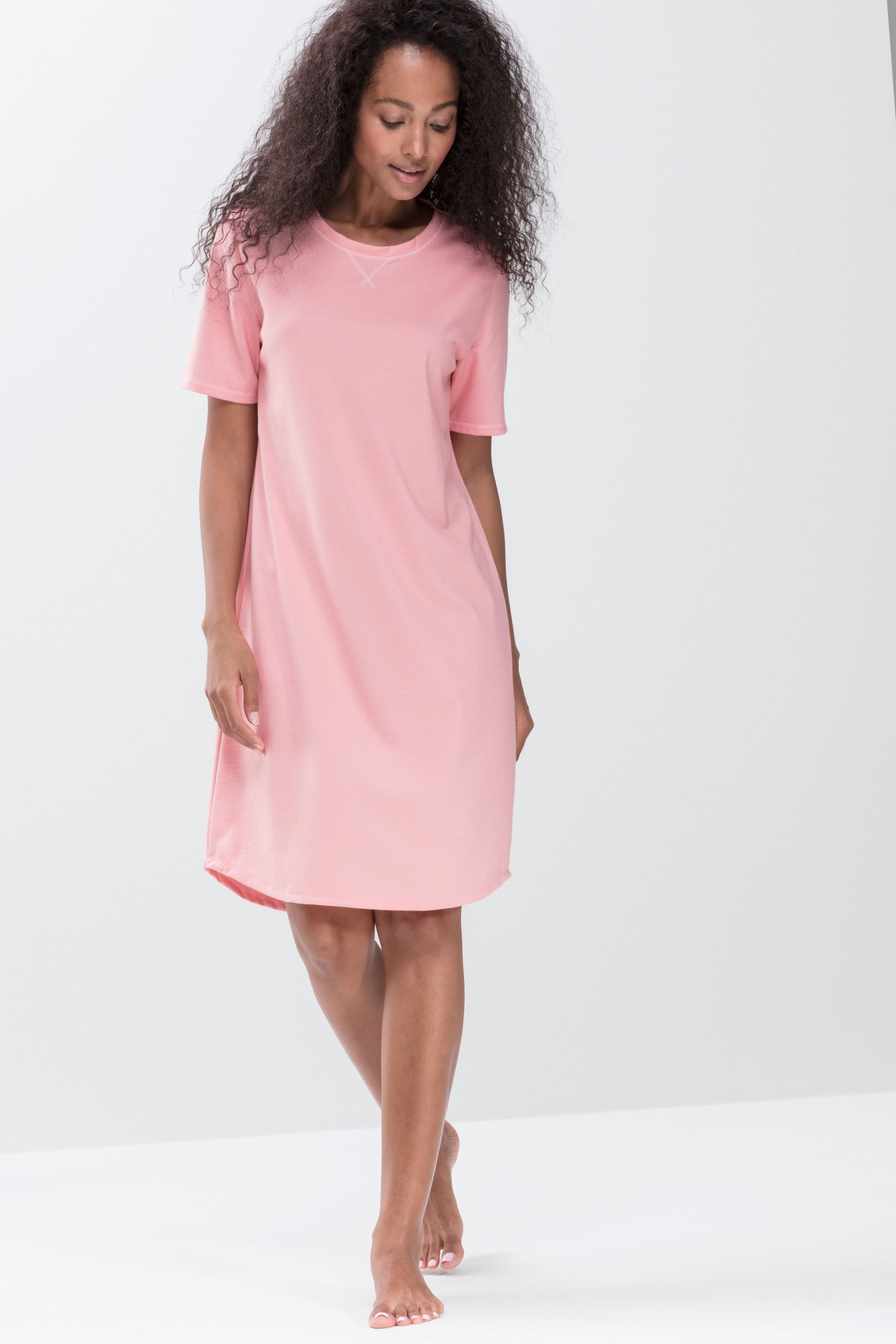 Nachthemd Powder Pink Serie Zzzleepwear Vooraanzicht | mey®