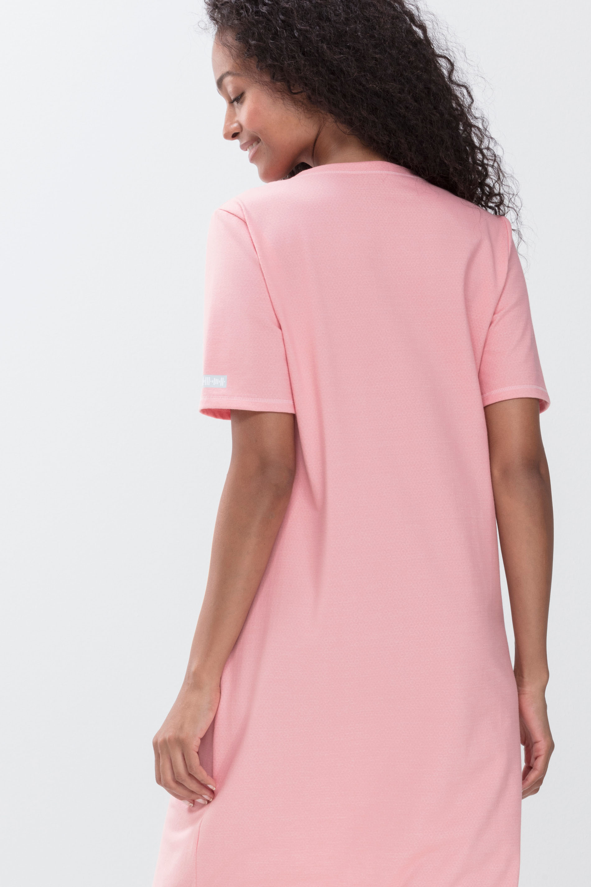 Nachthemd Powder Pink Serie Zzzleepwear Rückansicht | mey®