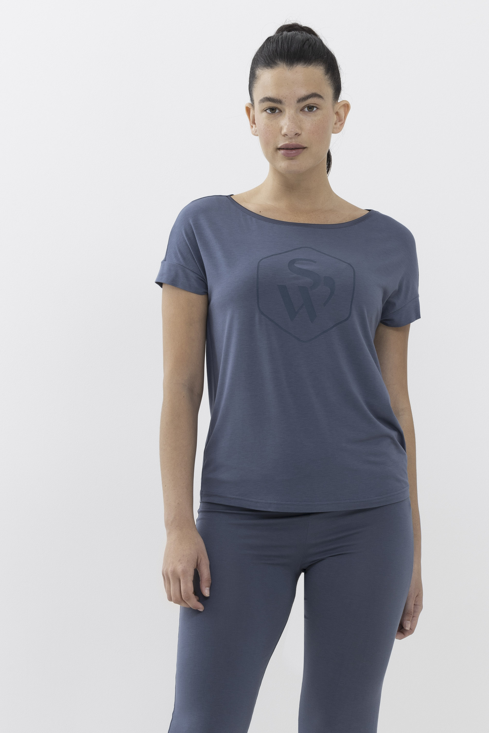 T-shirt Carbon Serie Breathable Front View | mey®