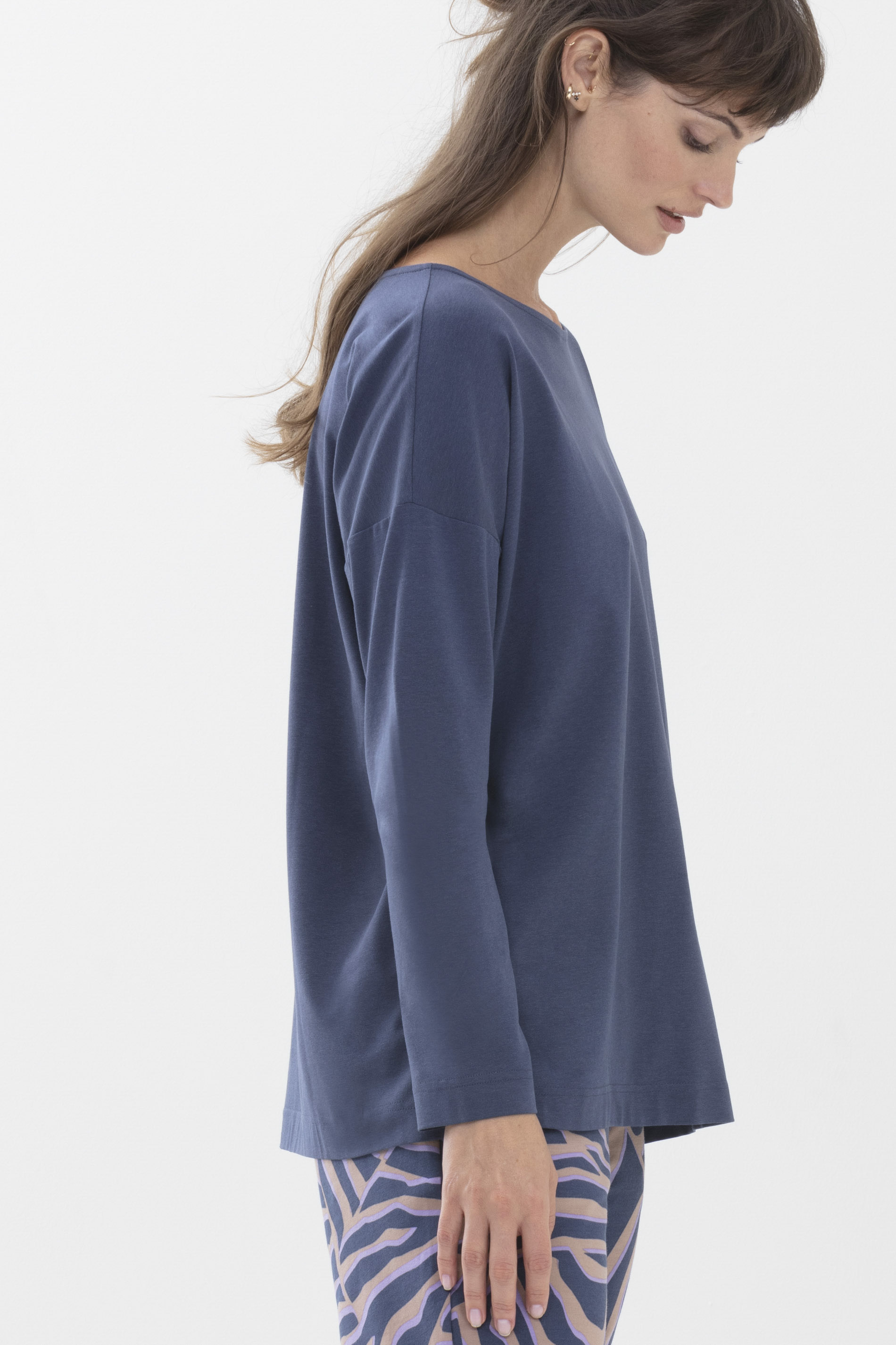 Long-sleeved shirt New Blue Serie Aya Detail View 02 | mey®