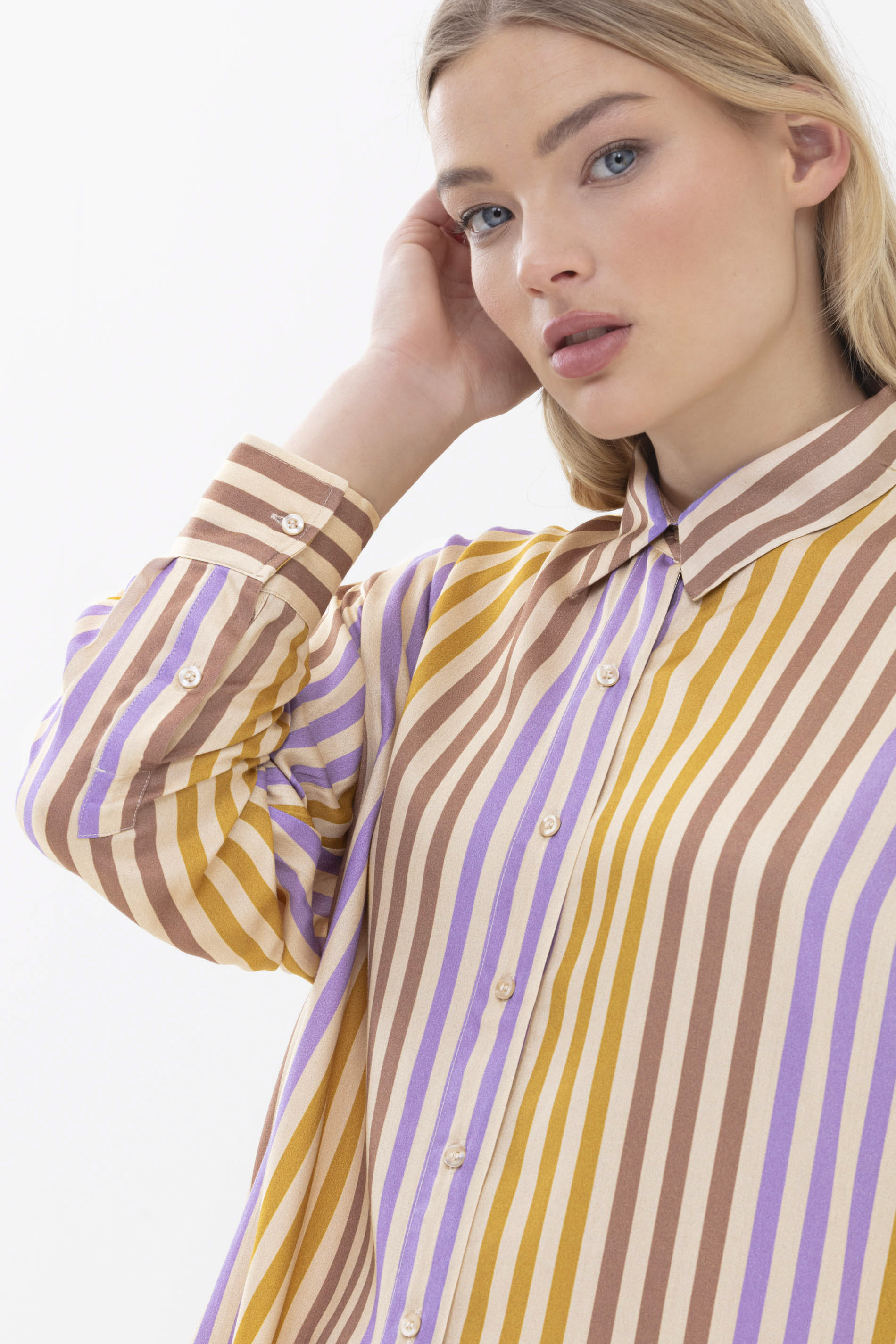 Langarm-Shirt Wintergold Serie Alana Detailansicht 01 | mey®