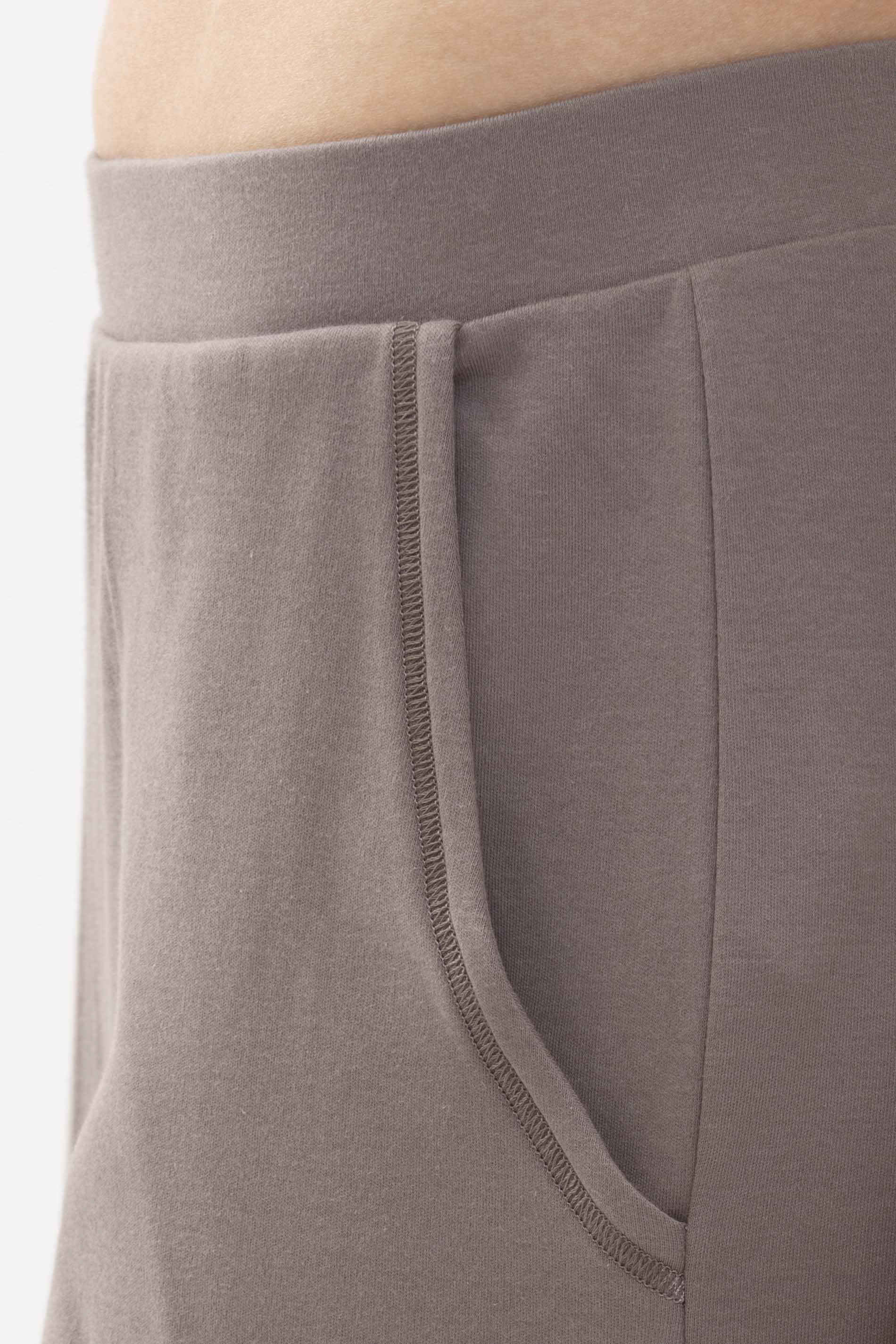 Full-length bottoms Deep Taupe Serie N8TEX 2.0 Detail View 02 | mey®