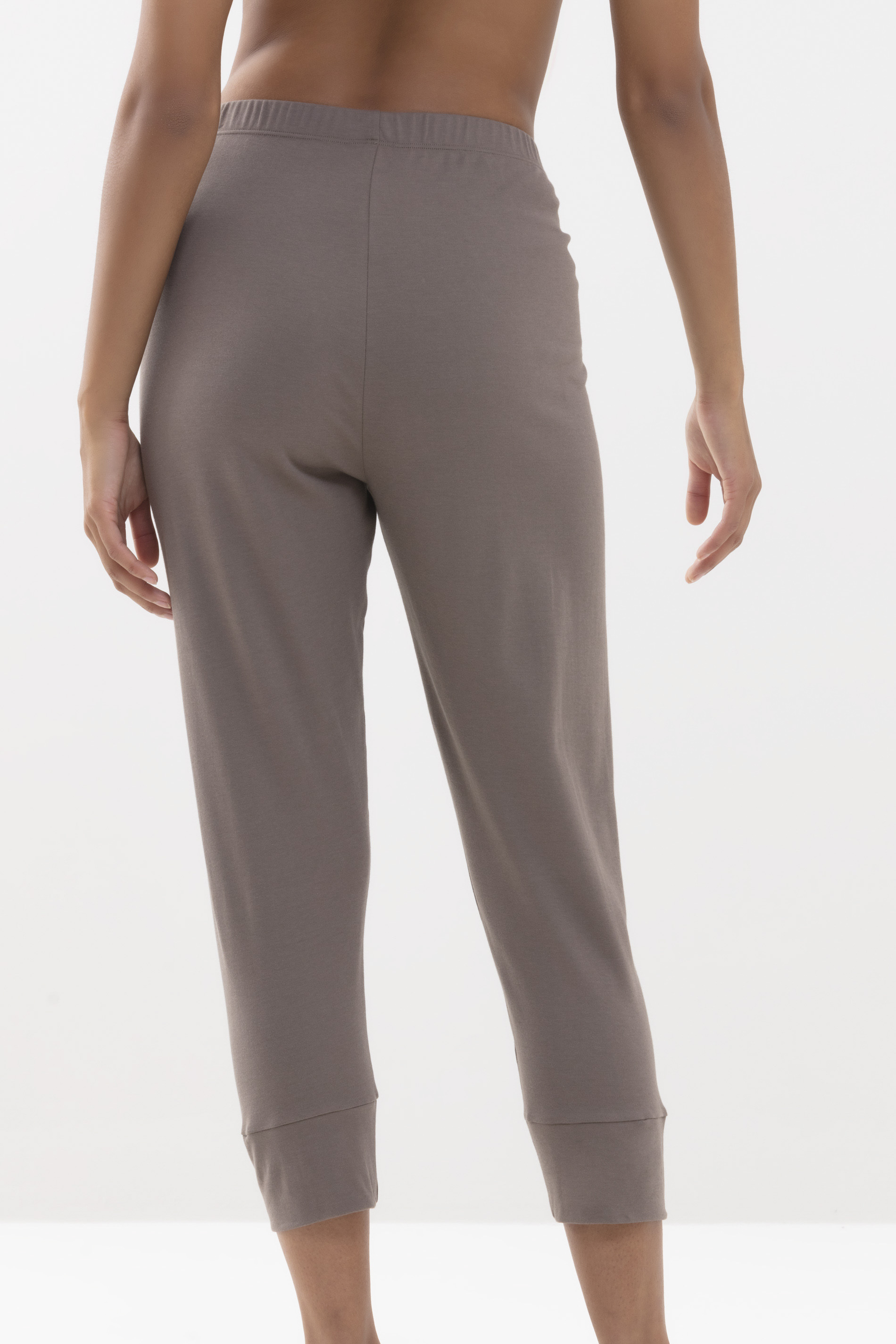 3/4-length bottoms Deep Taupe Serie N8TEX 2.0 Rear View | mey®
