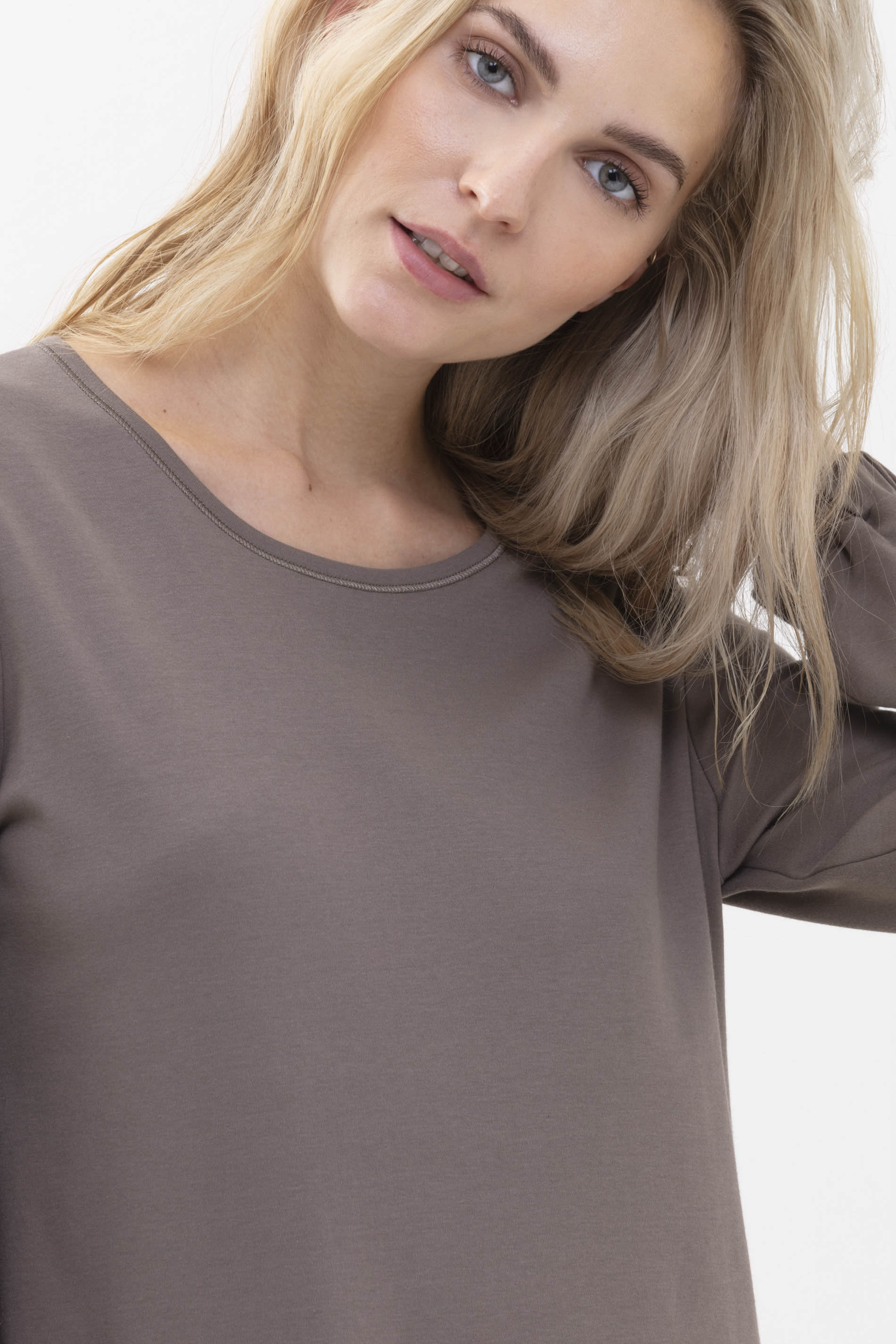 Nightshirt with full-length sleeves Deep Taupe Serie N8TEX 2.0 Detail View 01 | mey®