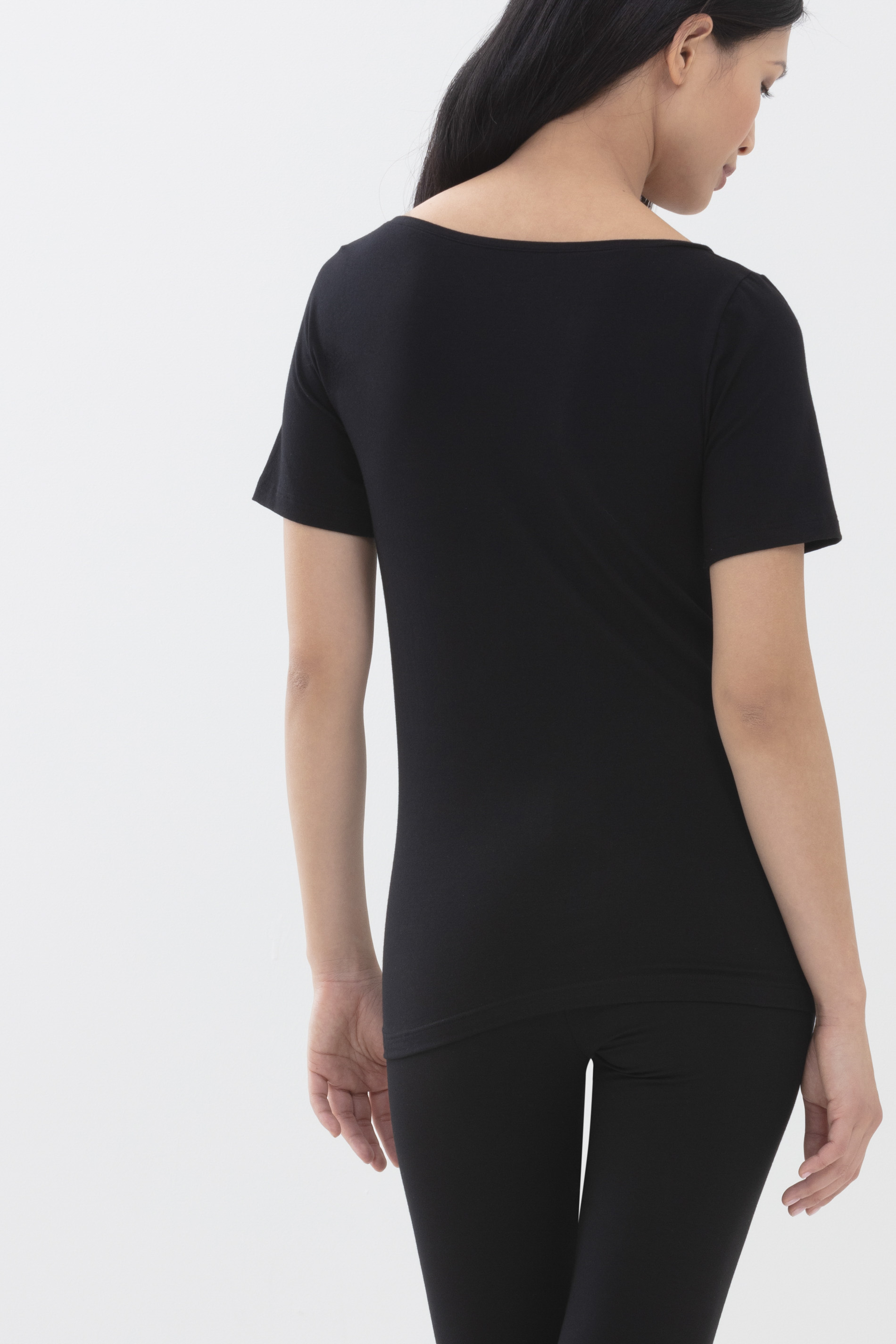 Shirt Black Serie Superfine Organic Rear View | mey®
