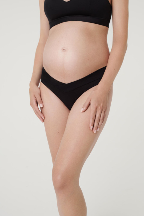 Briefs Black Serie Maternity Front View | mey®