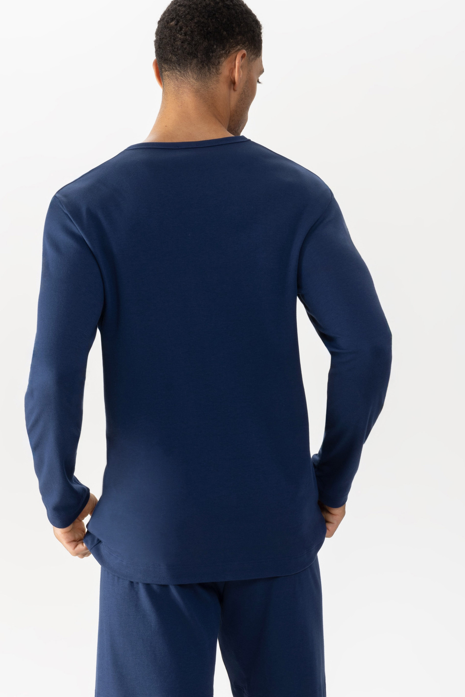 Long-sleeved T-shirt Serie Solid Night Rear View | mey®