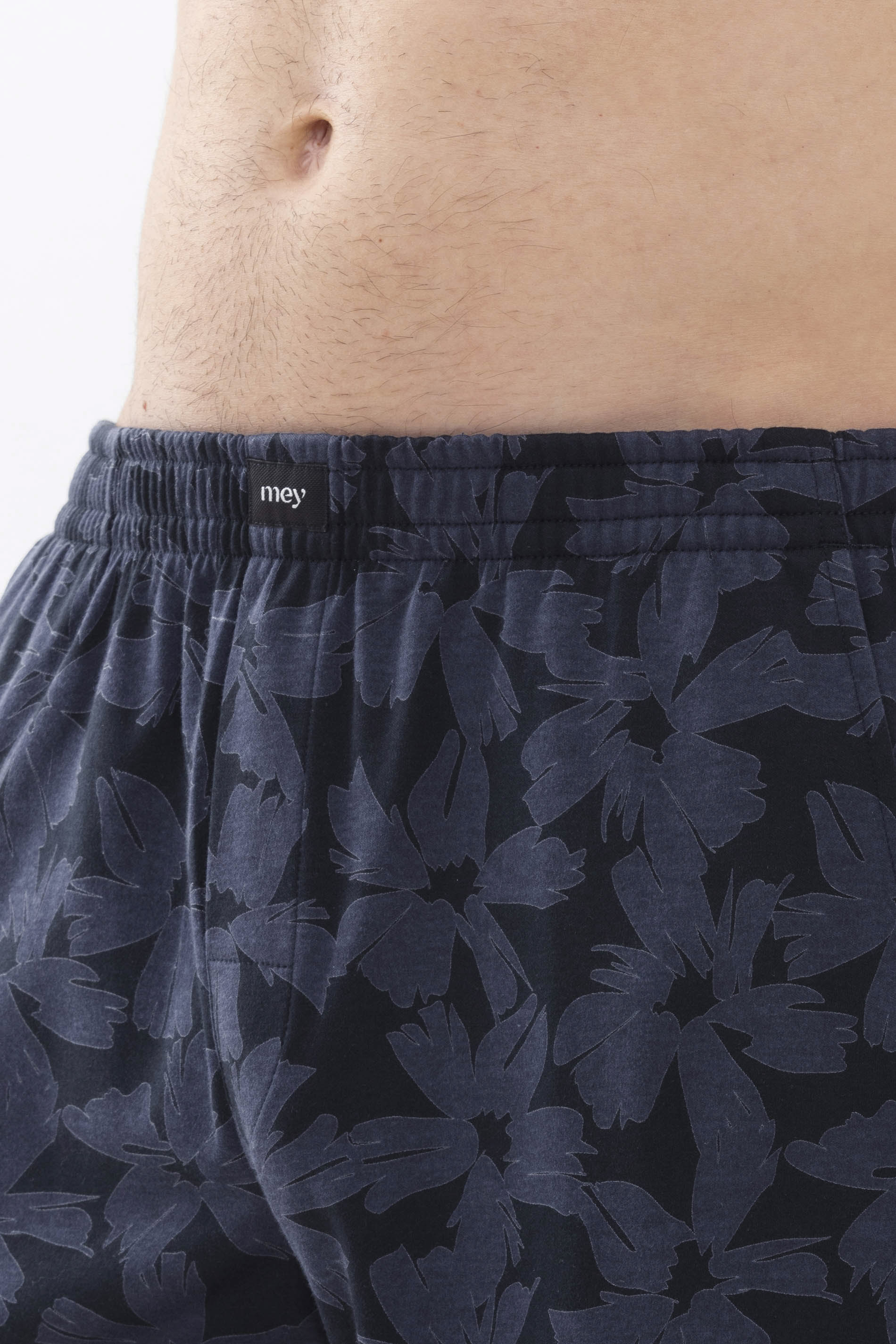 Pyjama-Hose kurz Indigo Serie Big Flowers Detailansicht 01 | mey®
