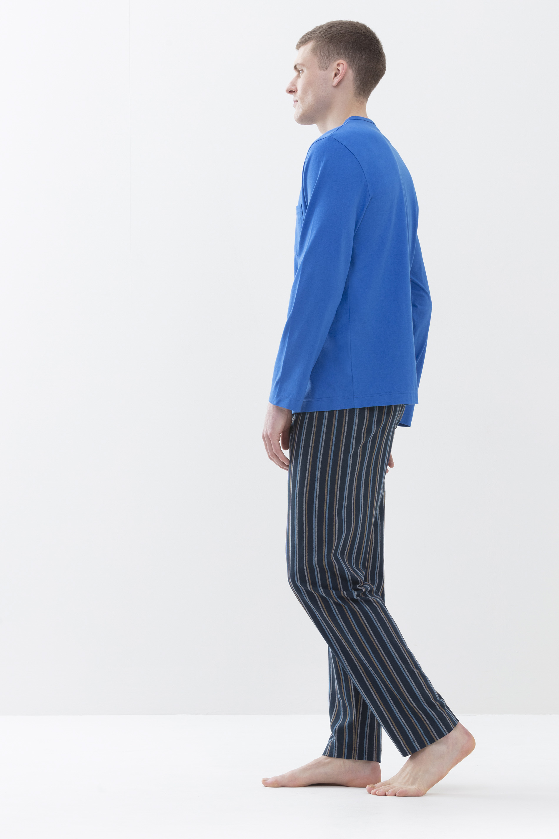 Schlafanzug Porcelain Blue Serie Unregular Stripes Detailansicht 02 | mey®