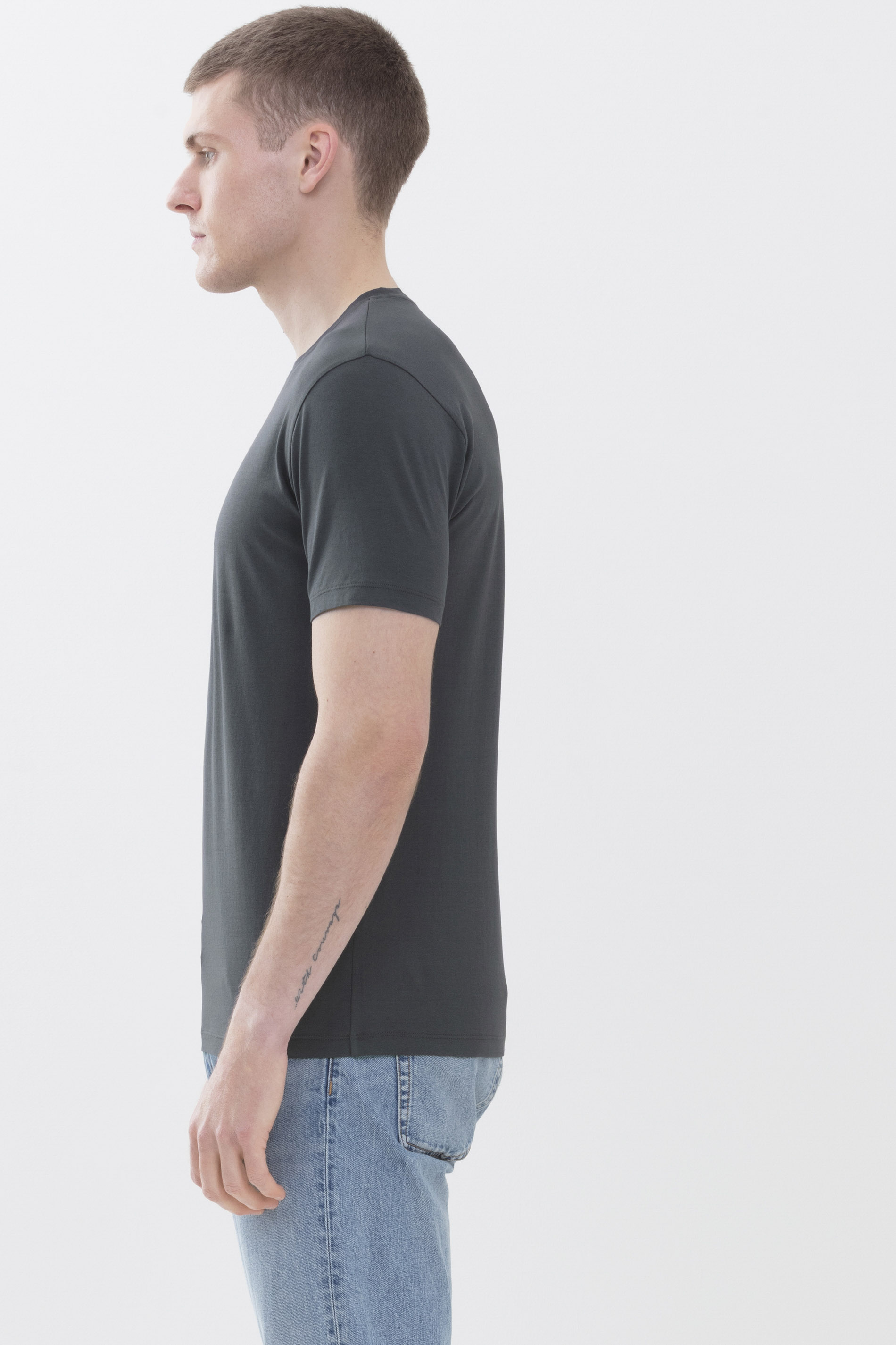 T-shirt Stormy Grey Serie Relax Detailweergave 02 | mey®