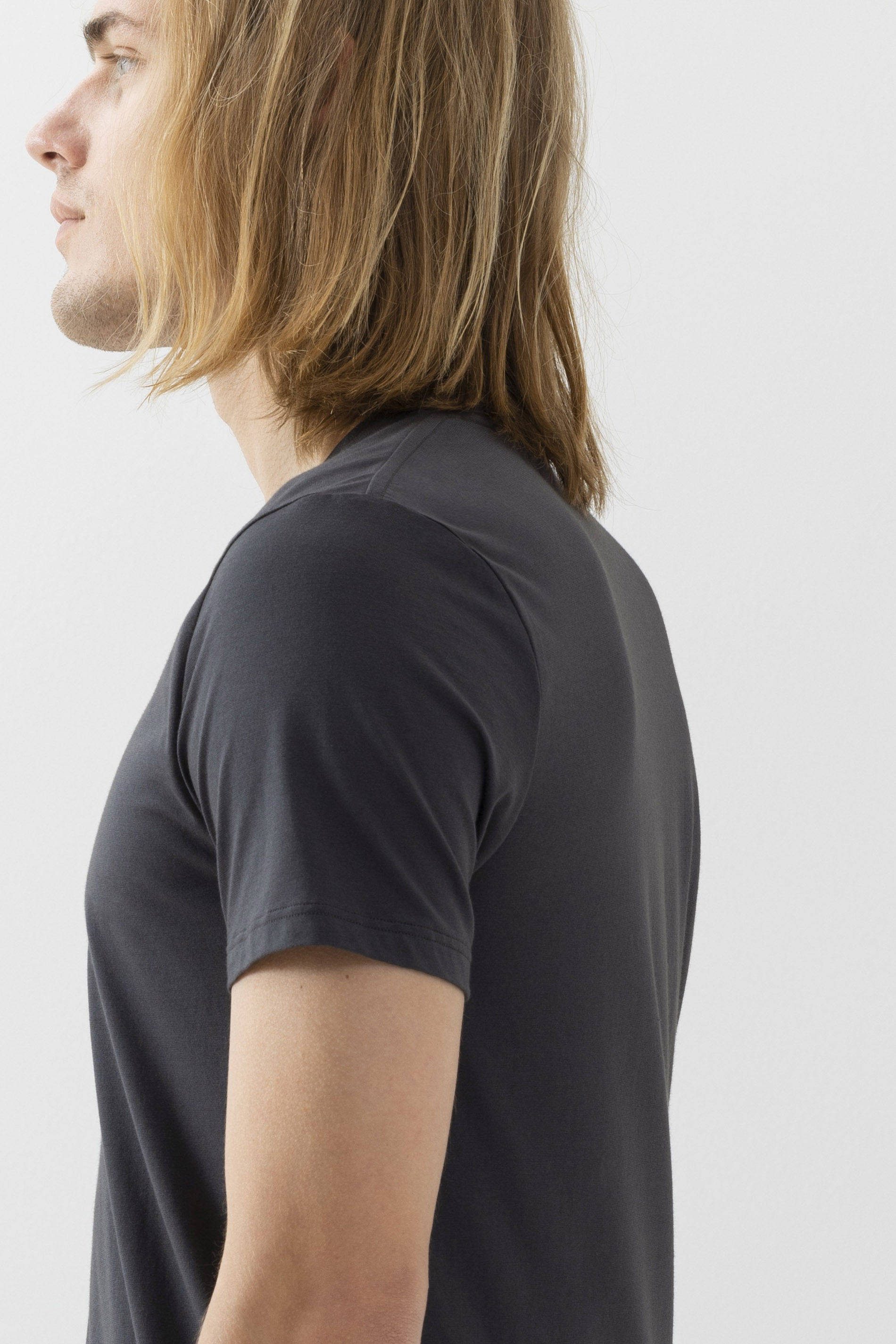 V neck shirt Dry Cotton Colour Detail View 02 | mey®