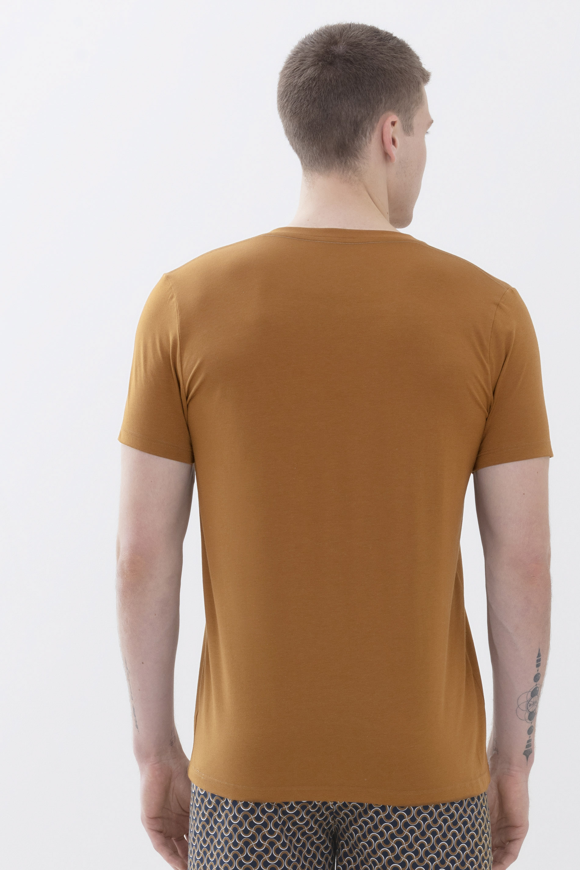 V-neck Brown Toffee Dry Cotton Colour Rear View | mey®