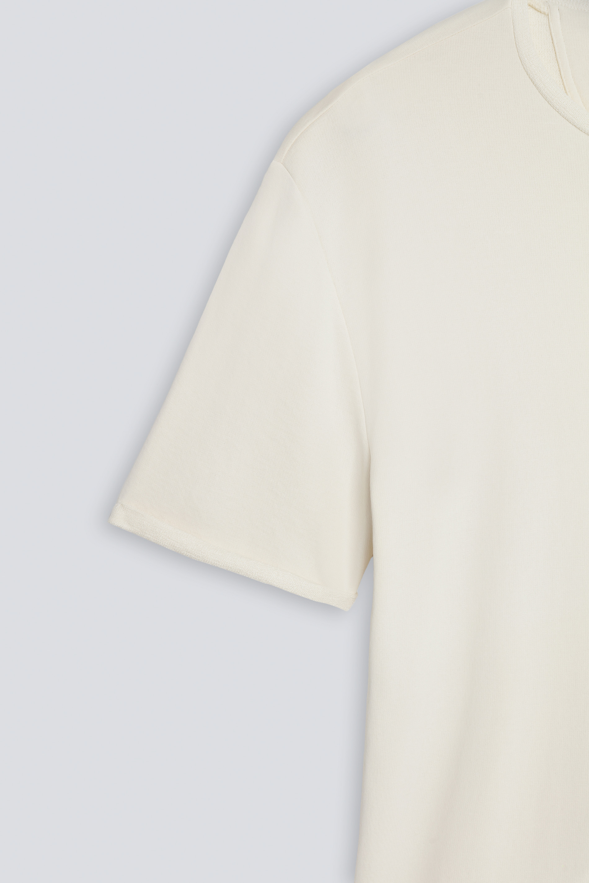 Crew-neck shirt Serie La Struttura Detail View 01 | mey®