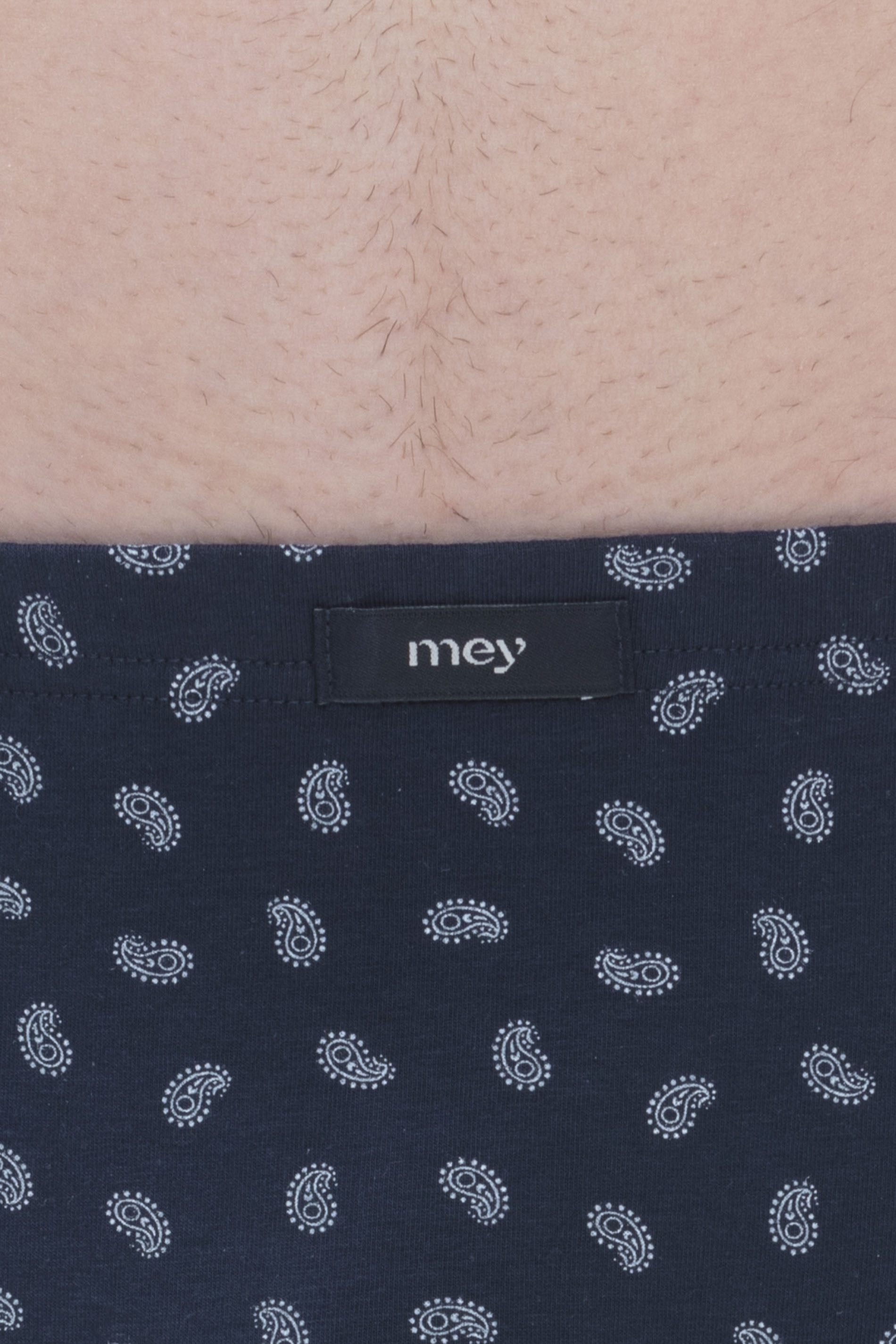 Shorty Yacht Blue Serie Small Paisley Detail View 01 | mey®