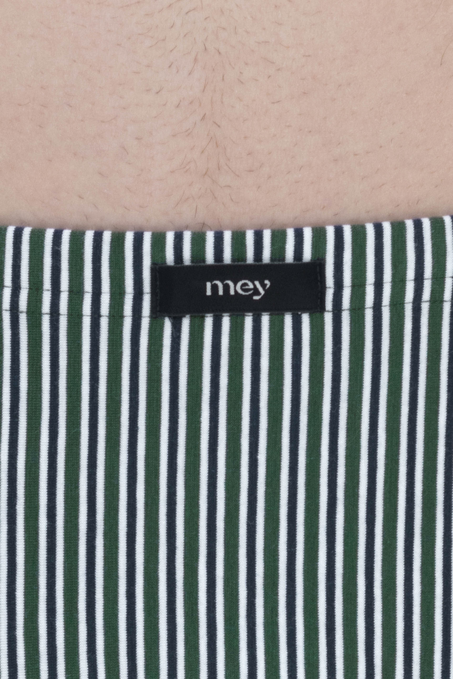 Shorty Evergreen Serie 3 Col Stripes Detail View 01 | mey®