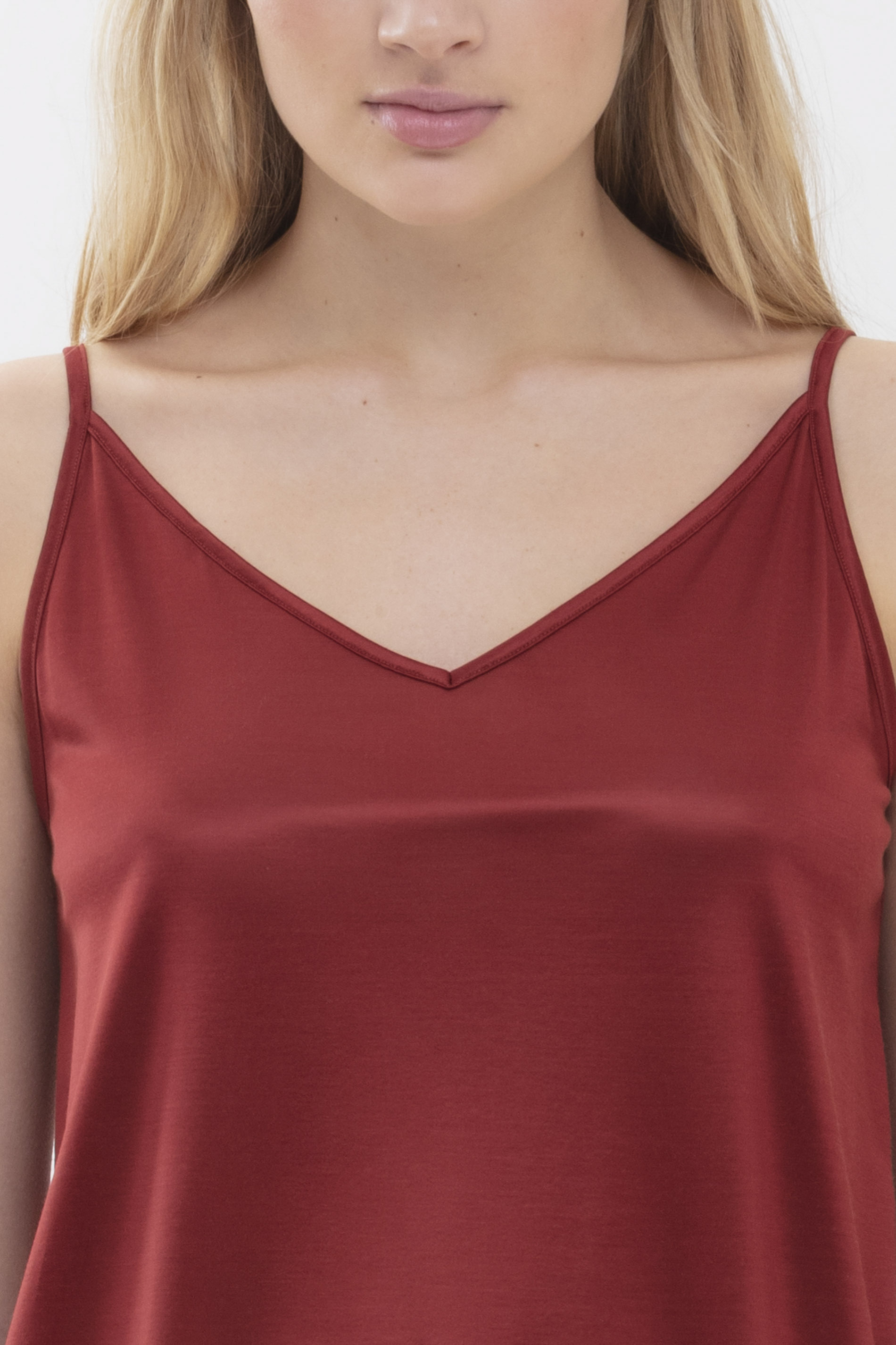 Camisole Red Pepper Serie Coco Detail View 02 | mey®