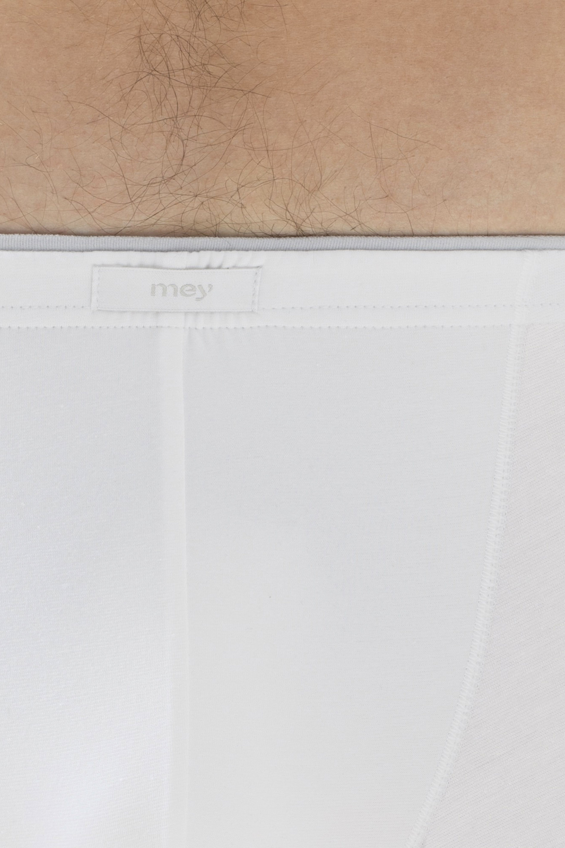 Shorty White Serie Dry Cotton Detail View 01 | mey®