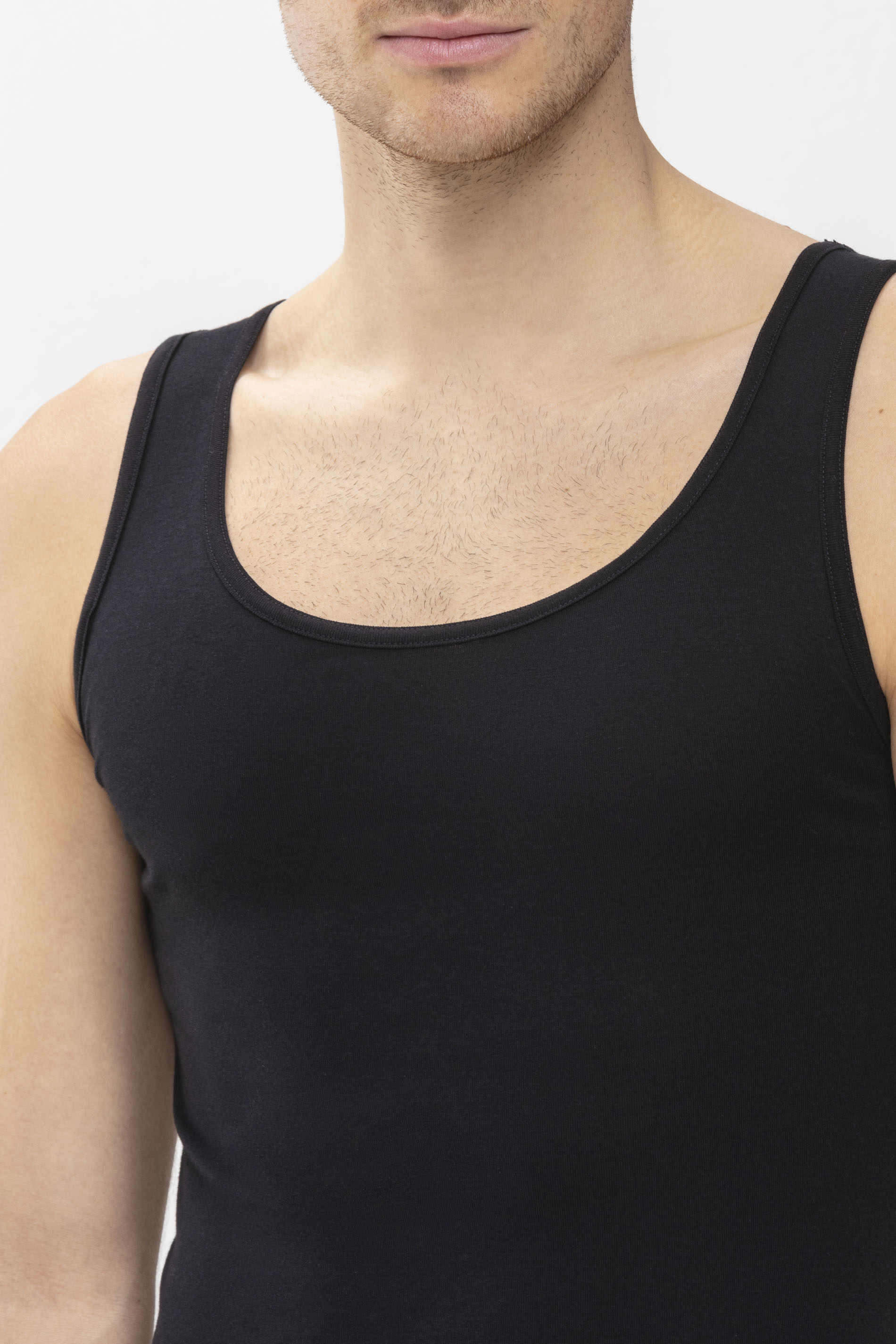 Athletic-Shirt Black Serie Casual Cotton Detail View 01 | mey®