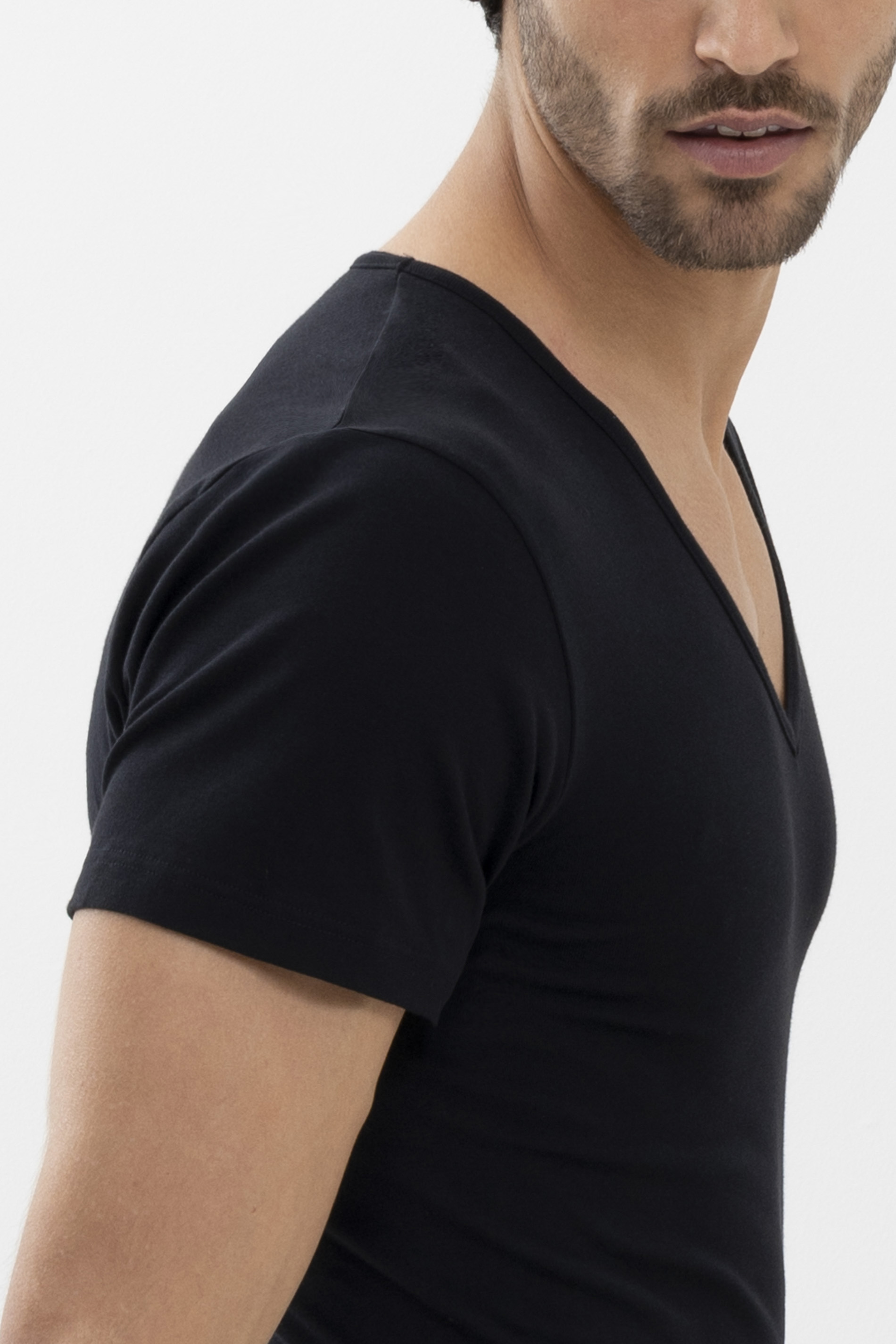 Shirt Schwarz Serie Casual Cotton Detailansicht 02 | mey®