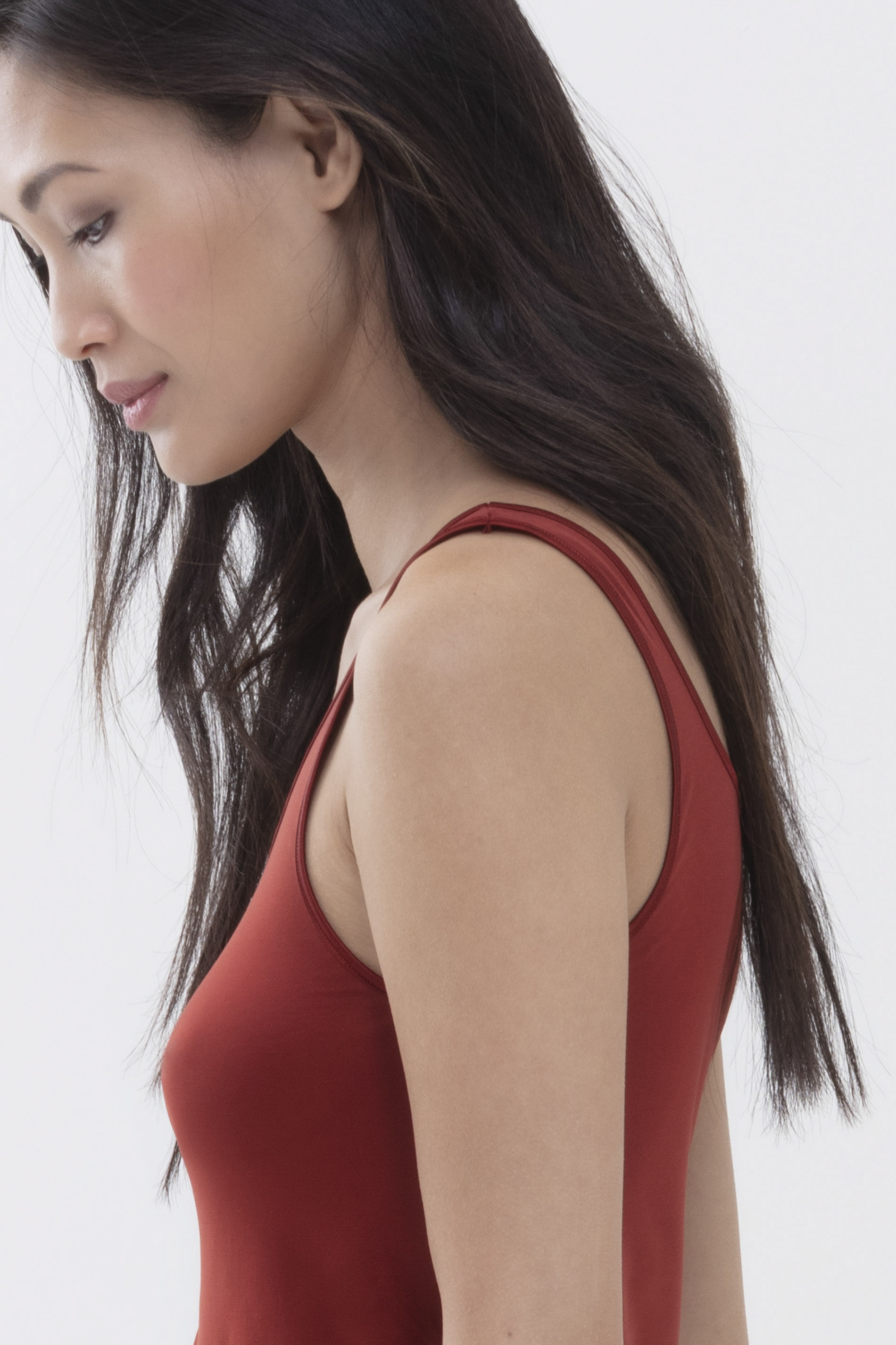 Camisole in white Red Pepper Serie Emotion Detail View 02 | mey®