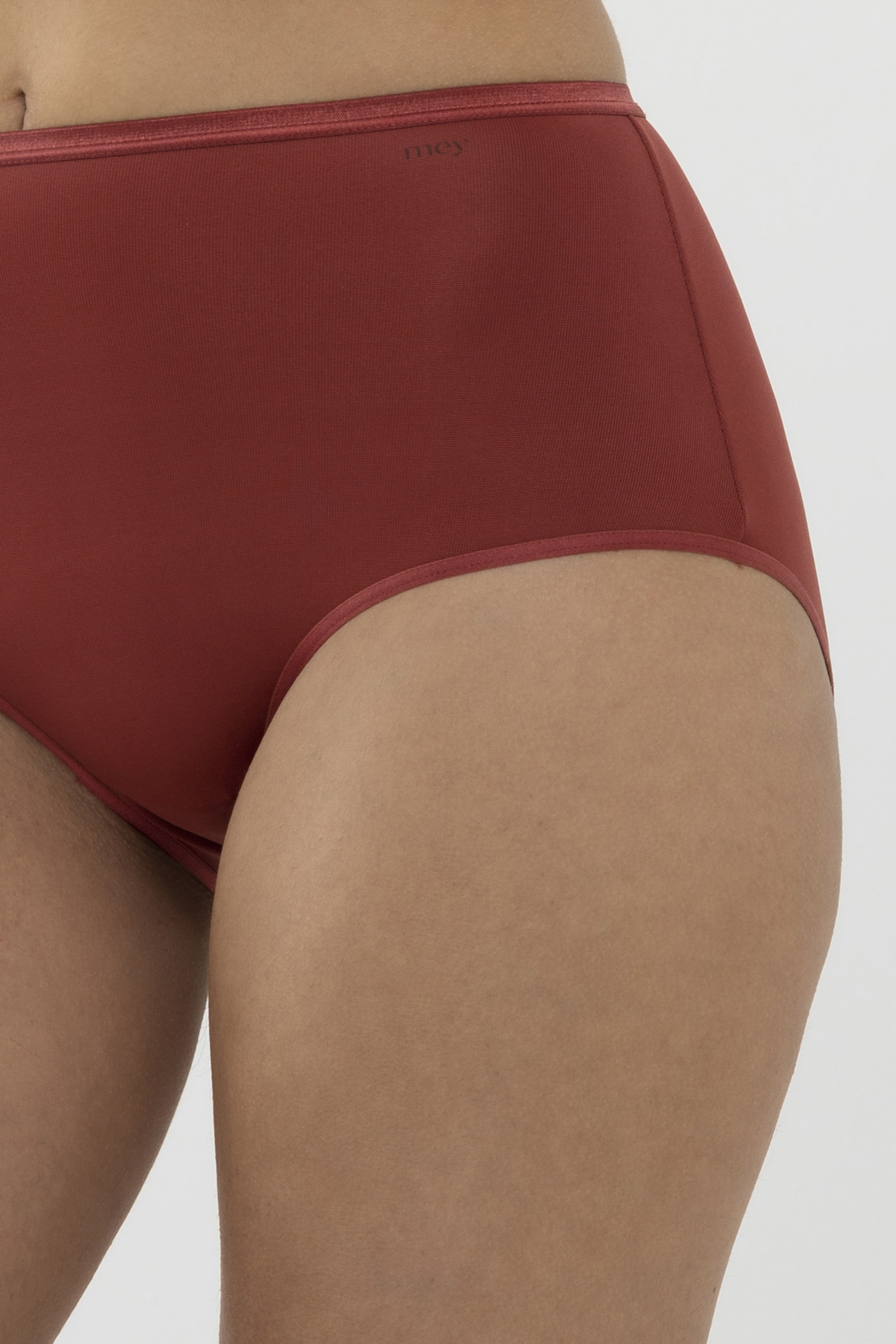 Tailleslip Red Pepper Serie Emotion Detail View 01 | mey®