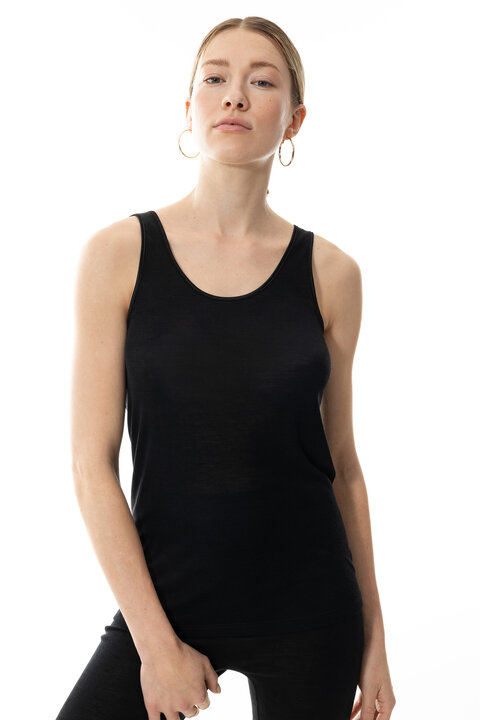 Cami-top Black Serie Exquisite Front View | mey®