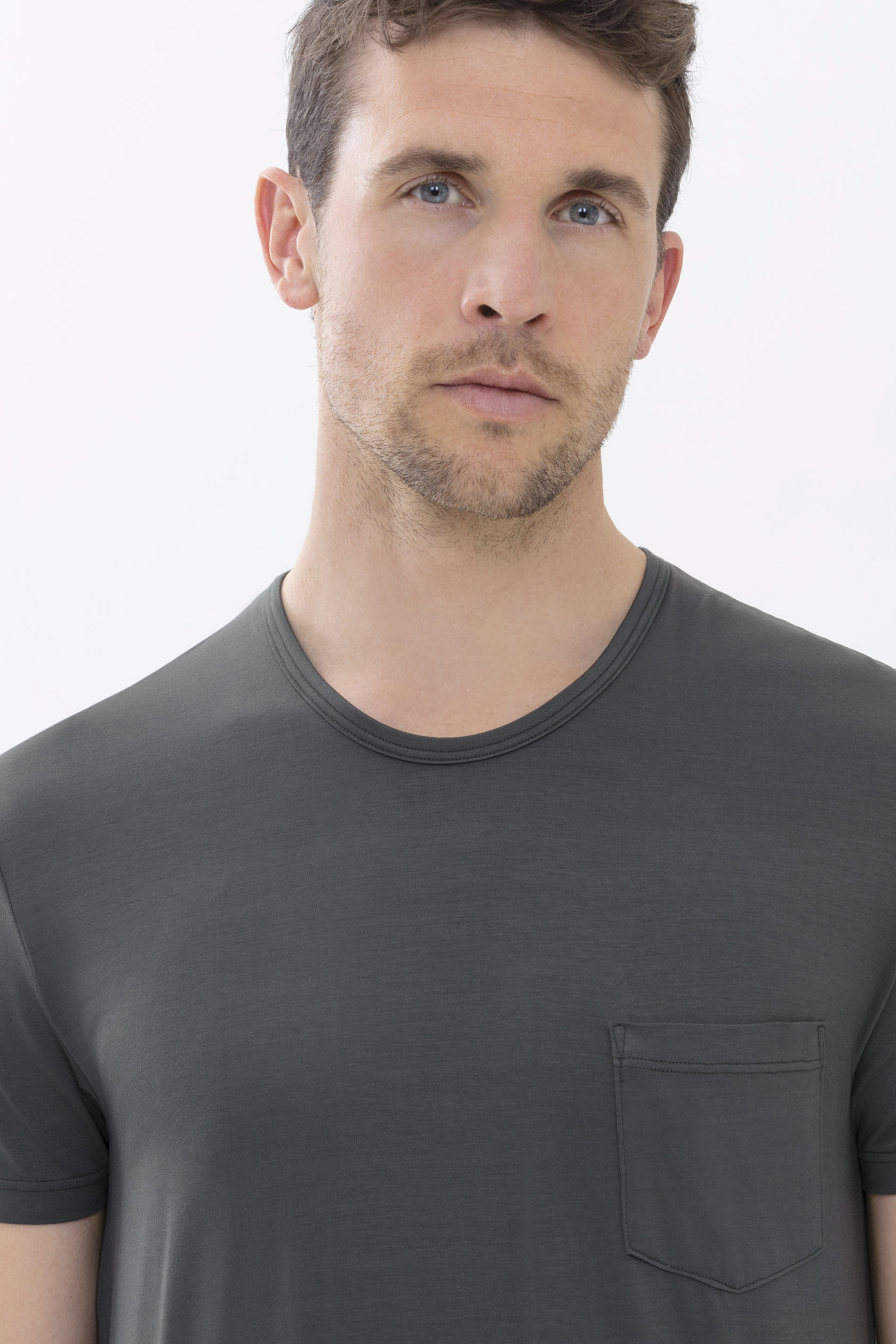 T-Shirt Stormy Grey Serie Jefferson Modal Detailansicht 01 | mey®