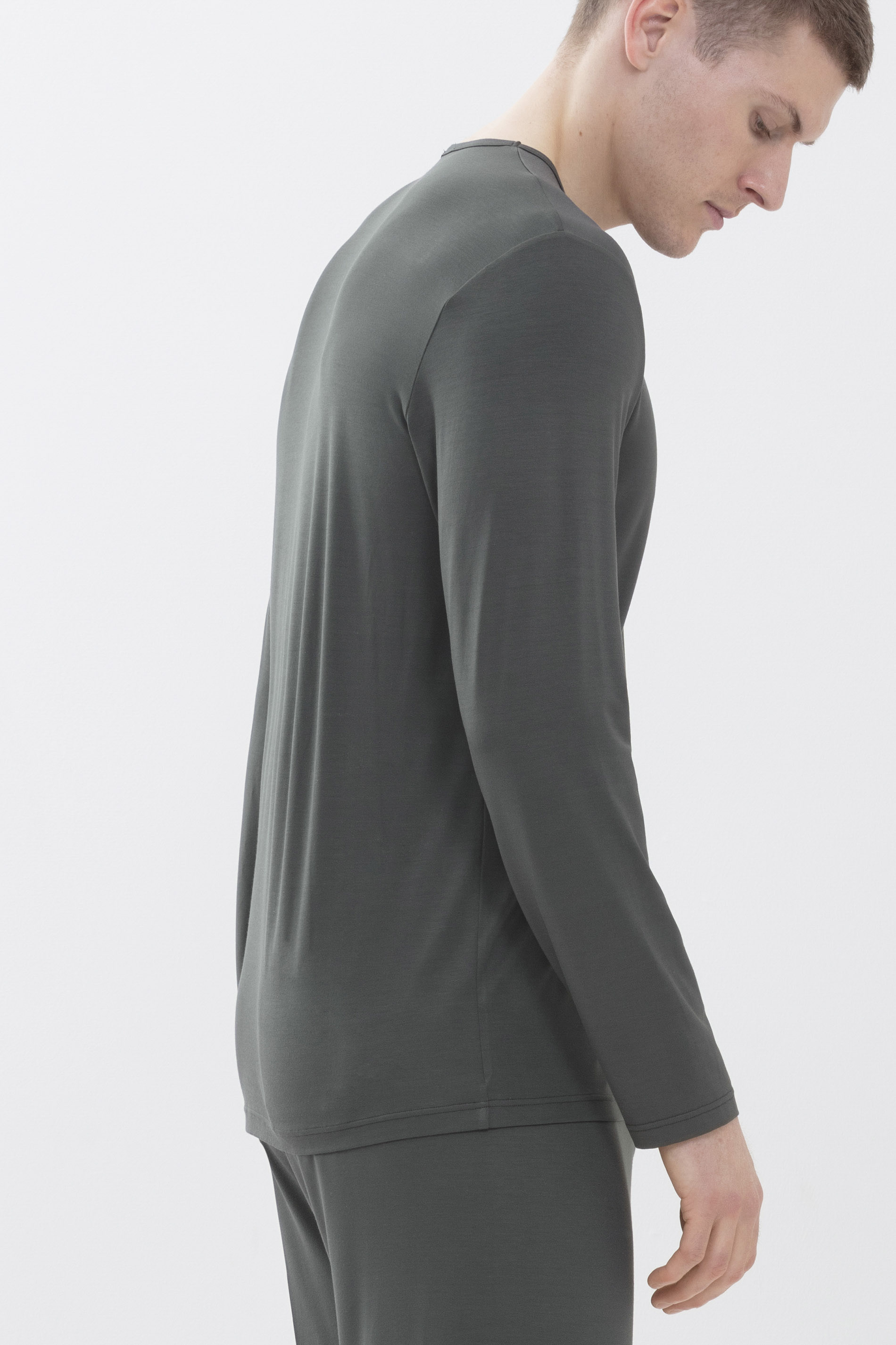 Homewear shirt Stormy Grey Serie Jefferson Modal Detail View 02 | mey®
