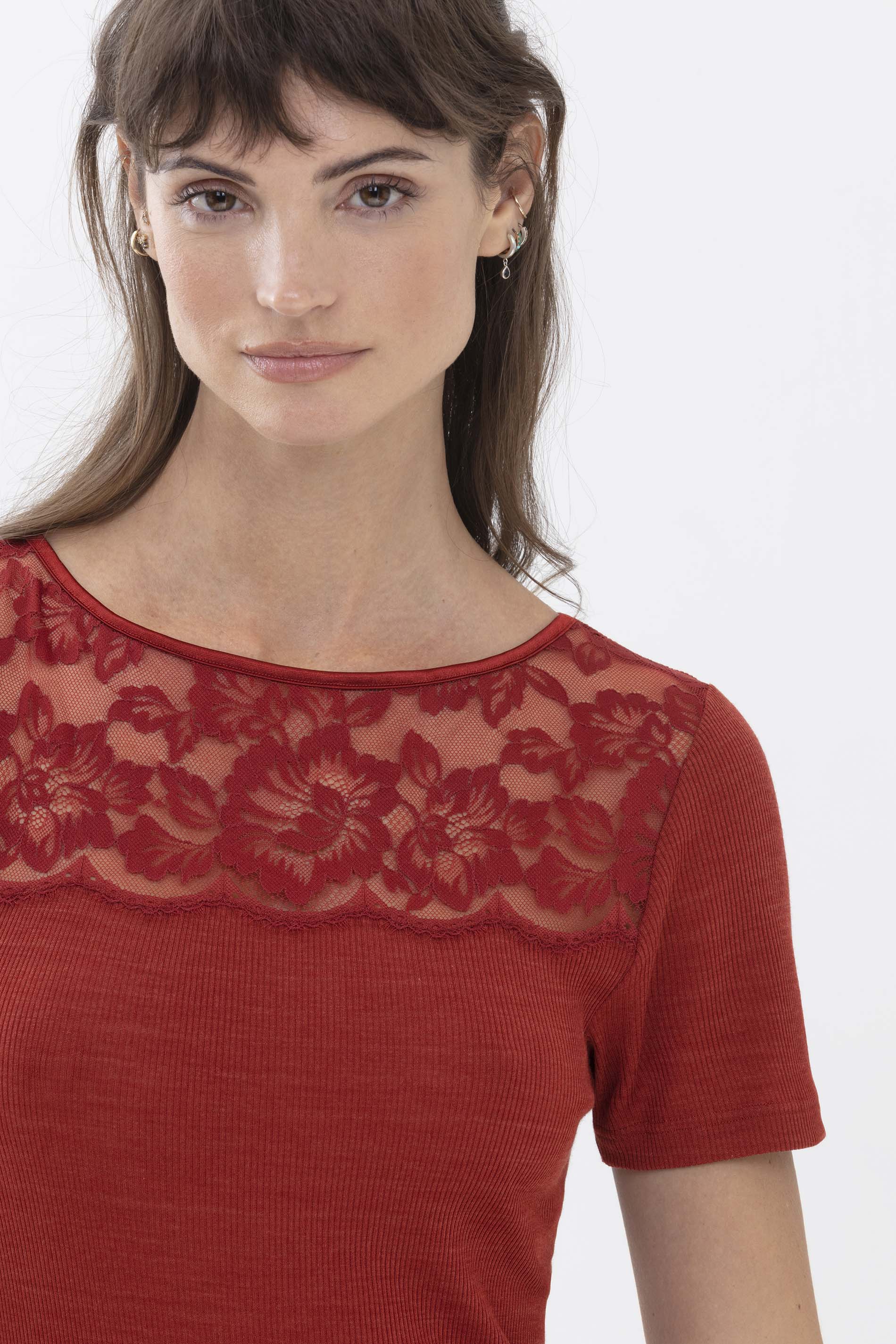 Short-sleeved shirt Red Pepper Serie Amazing Silk Rib Detail View 01 | mey®