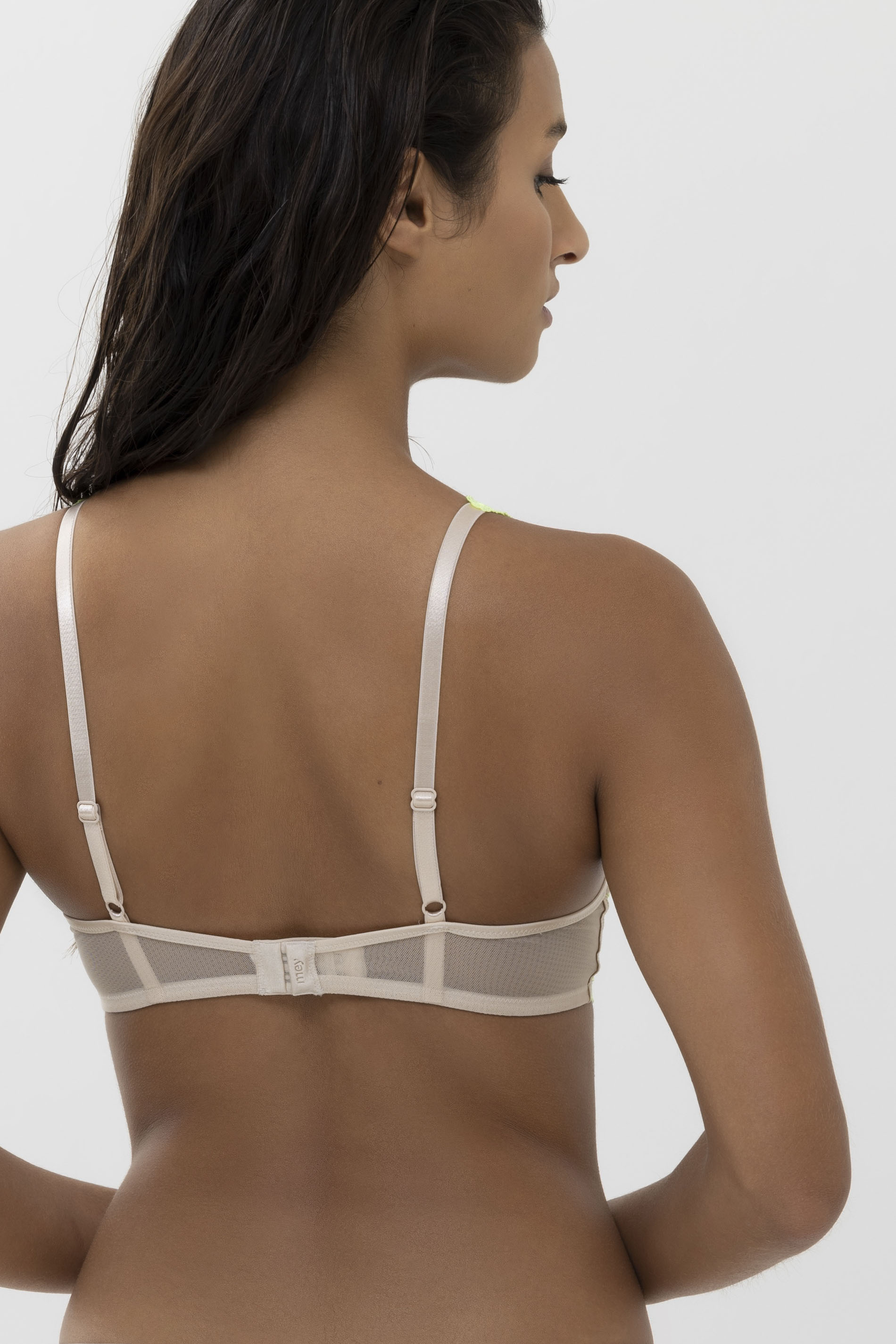 Spacer bra | Half Cup Serie Mysterious Rear View | mey®