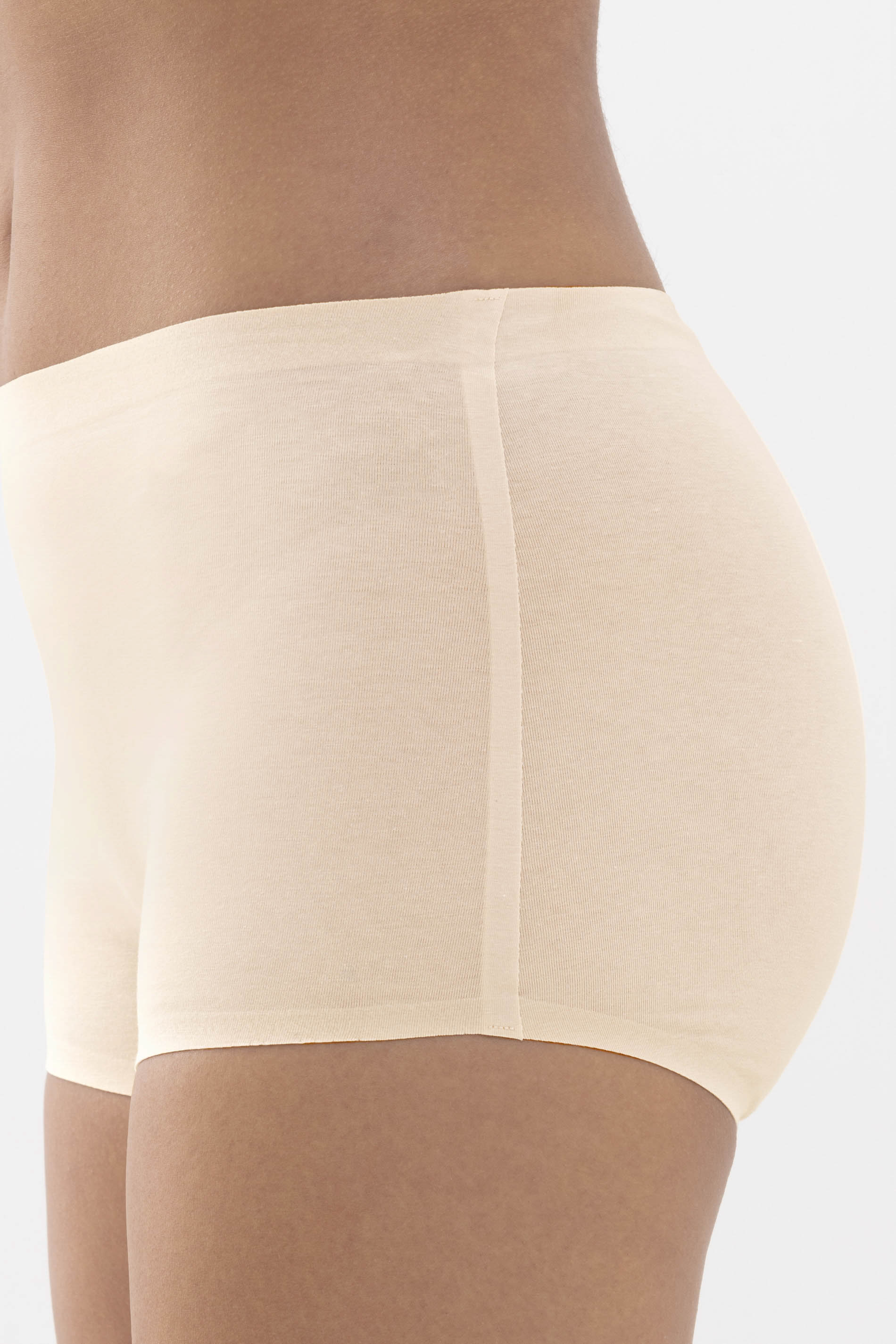 Shorts New Pearl Serie Natural Second me Detailansicht 01 | mey®