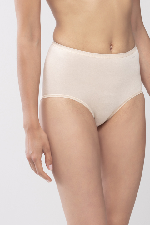 High-cut briefs Puder Serie Only Lycra Front View | mey®