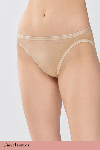 Woman wears mini briefs in the colour Pearl from the mey Lights basics series | mey®