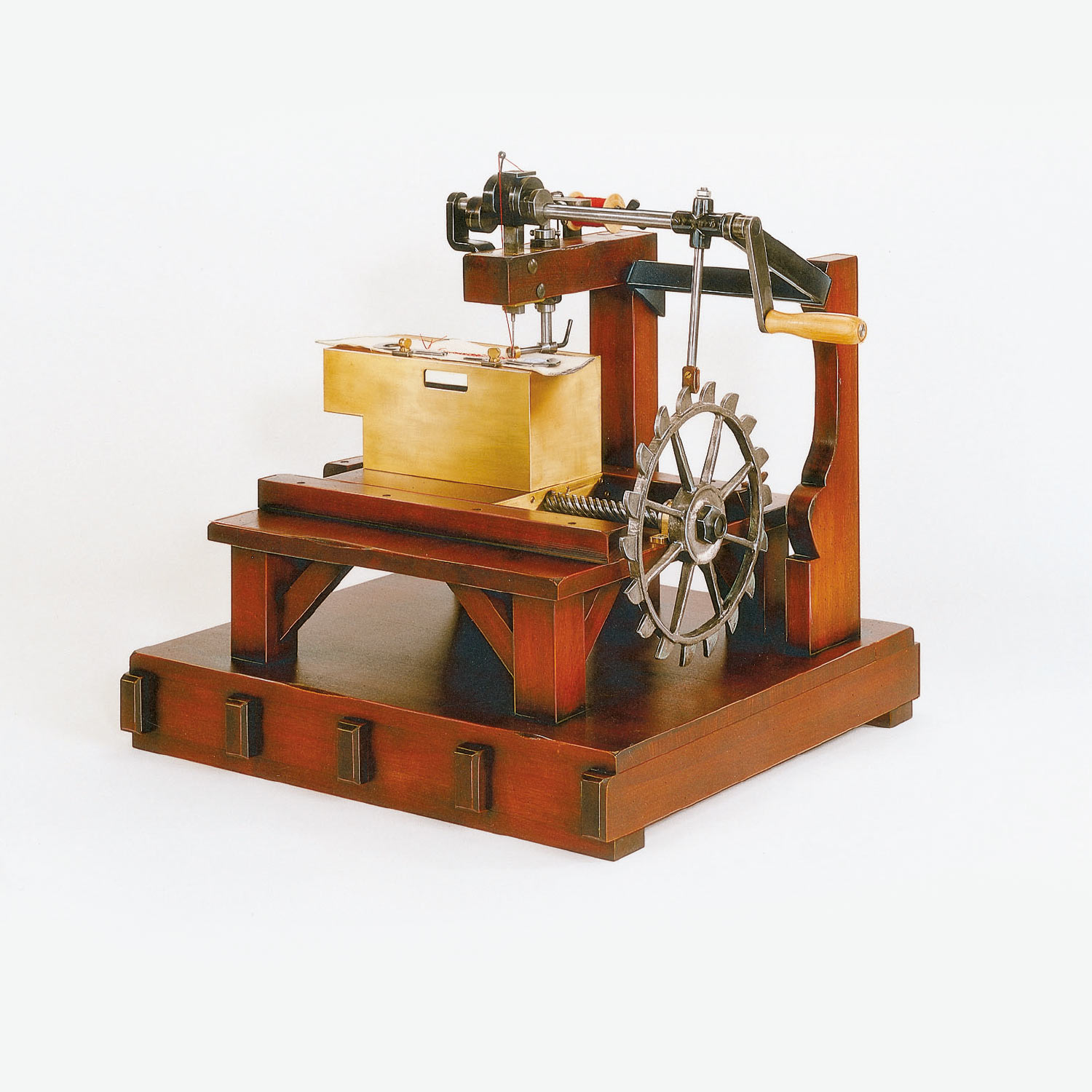 Thomas Saint sewing machine, reconstruction | mey®