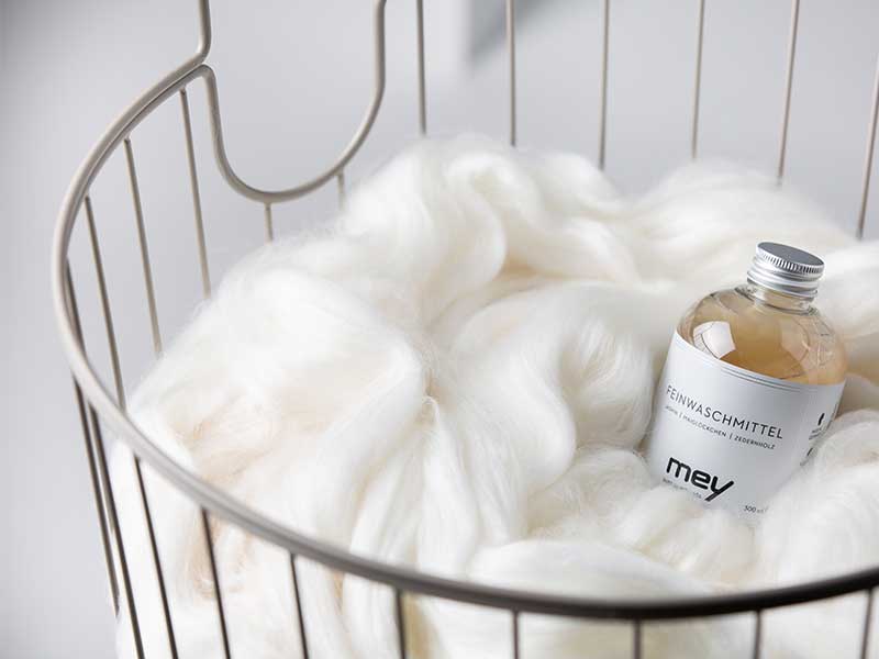 How do I wash wool correctly? | mey®