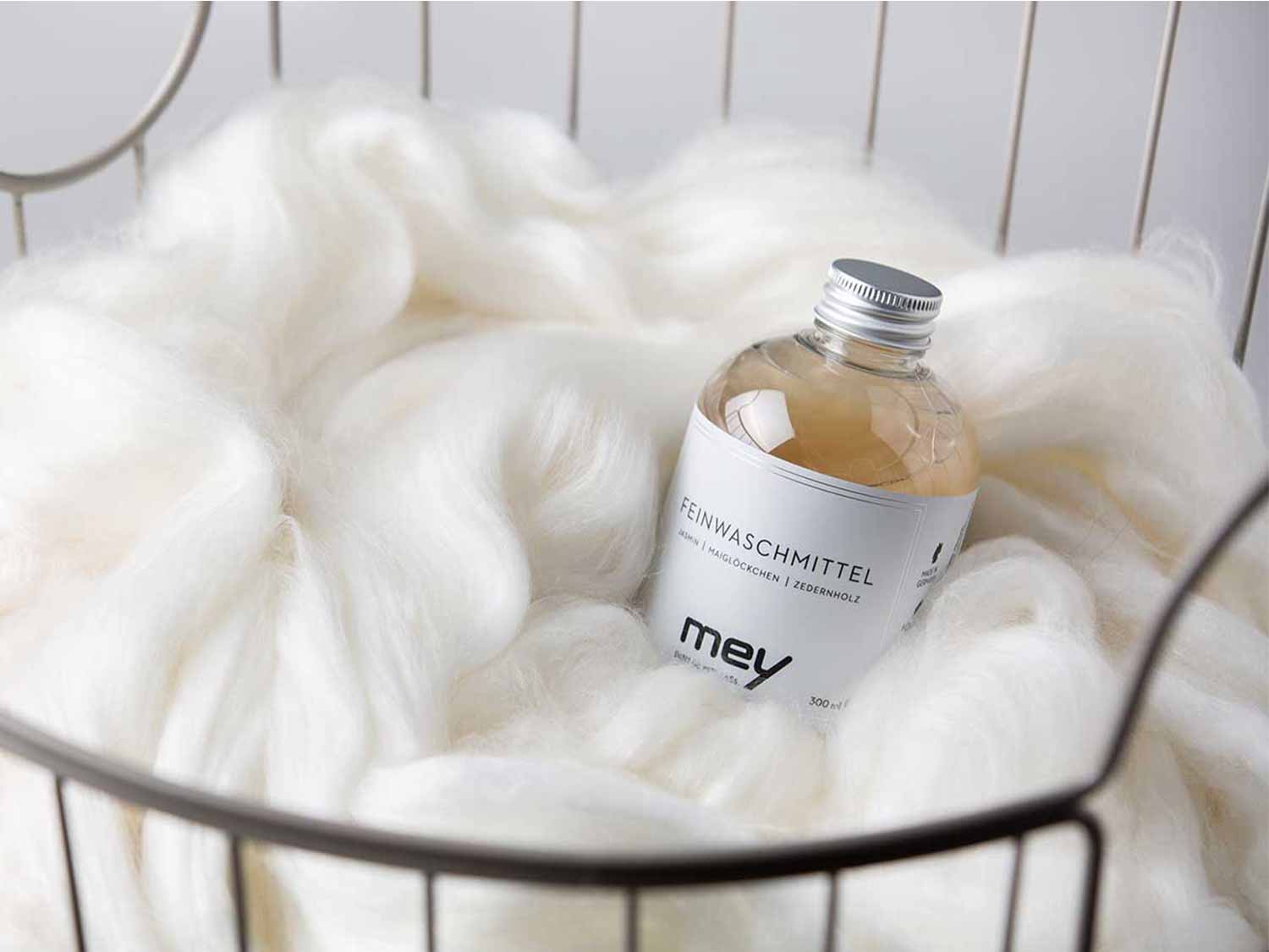 How to wash wool correctly | mey® 